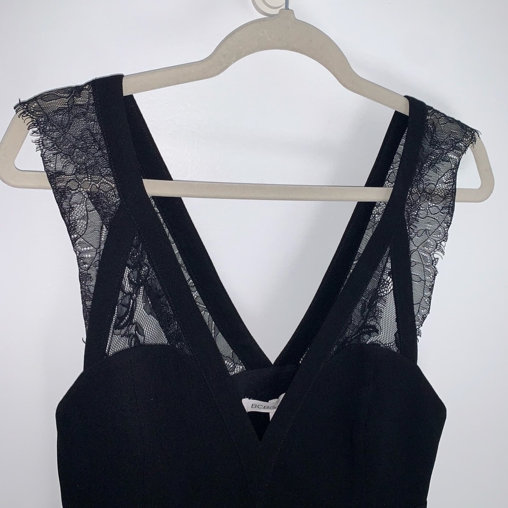 Black lace bcbg dress - Picture 2 of 4